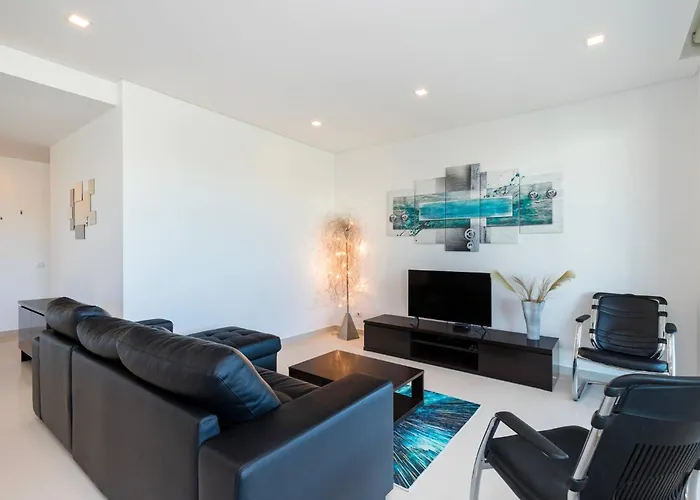 Luxury Close To The Cente Apartment *