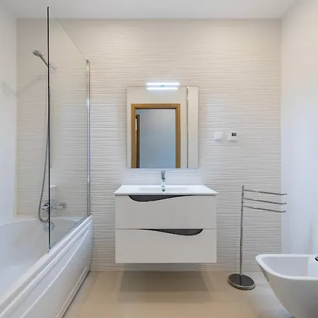 Luxury Close To The Cente Лагуш