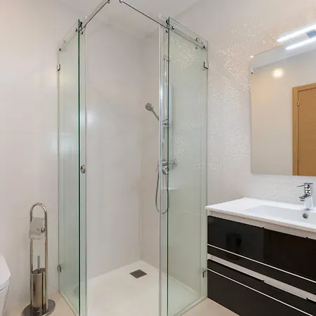 Luxury Close To The Cente شقة *